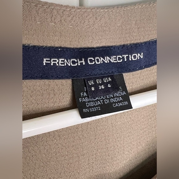 239. French Connection Beaded/Sequin Blouse size 8 - Picture 6 of 8